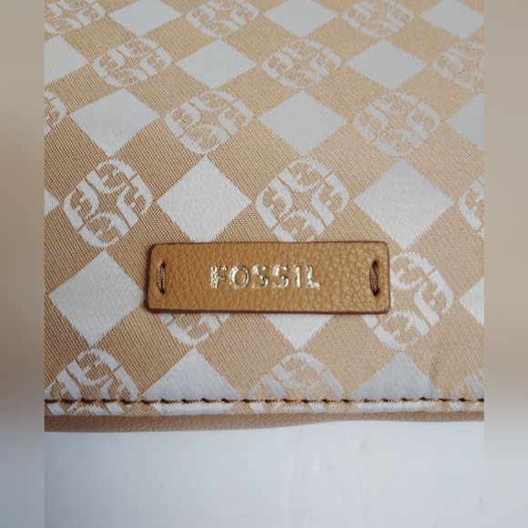 Fossil Farrah Leather Fabric Crossbody Bag Carmel Brown Cream ~ NWT - Picture 5 of 13